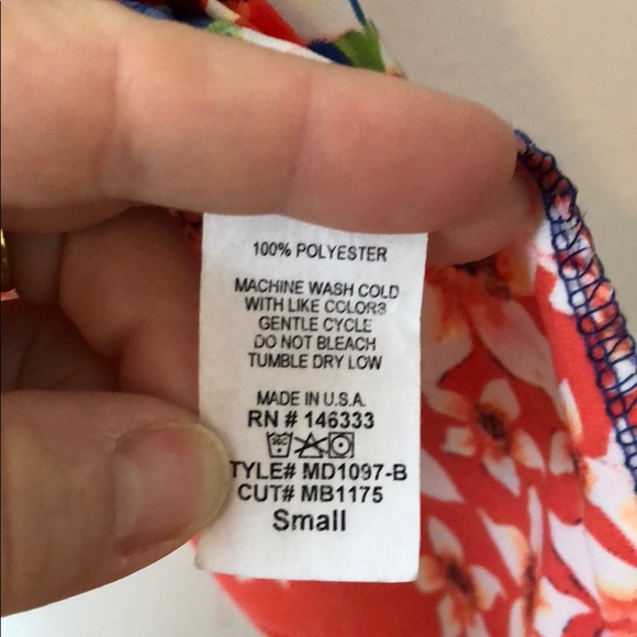 Floral tie neck dress, small, never worn. - Picture 3 of 5